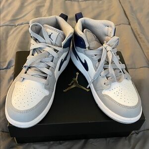 Jordan Kids Sneakers - Gray and Blue